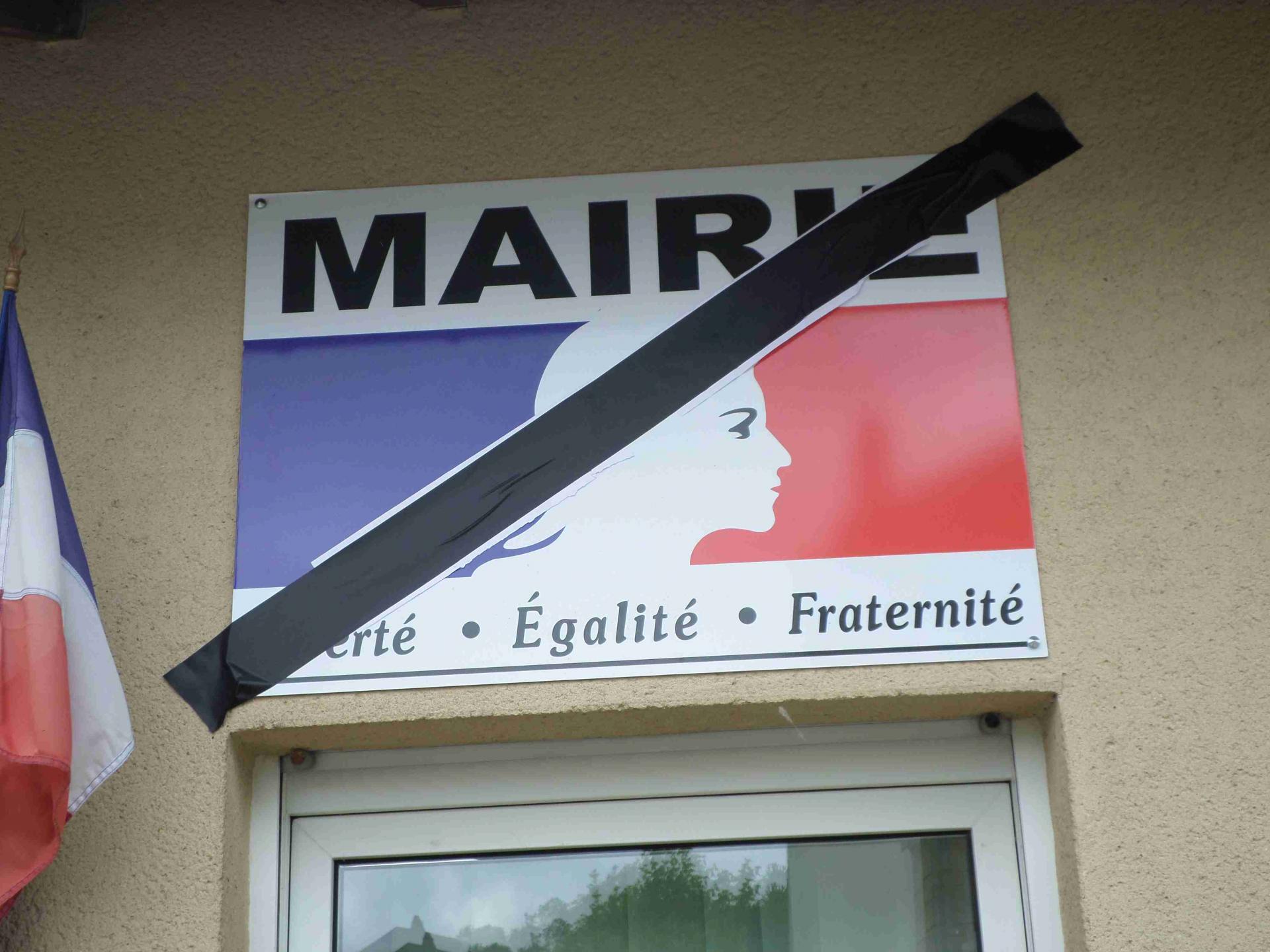 Mairie en deuil